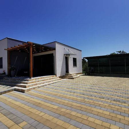 Yellow Dream Murvica  المظهر الخارجي الصورة